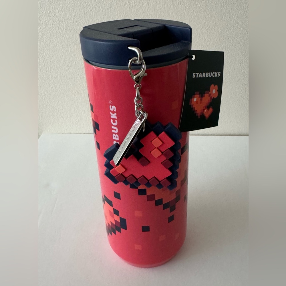 Starbucks new Red and Blue Tumbler with Heart Keychain